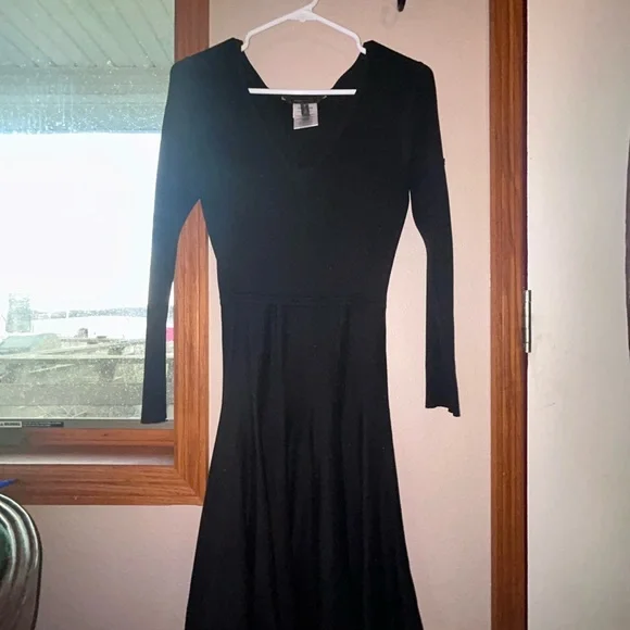 🤍BCBGMaxAzria Anaya Mini Dress - Picture 7 of 10